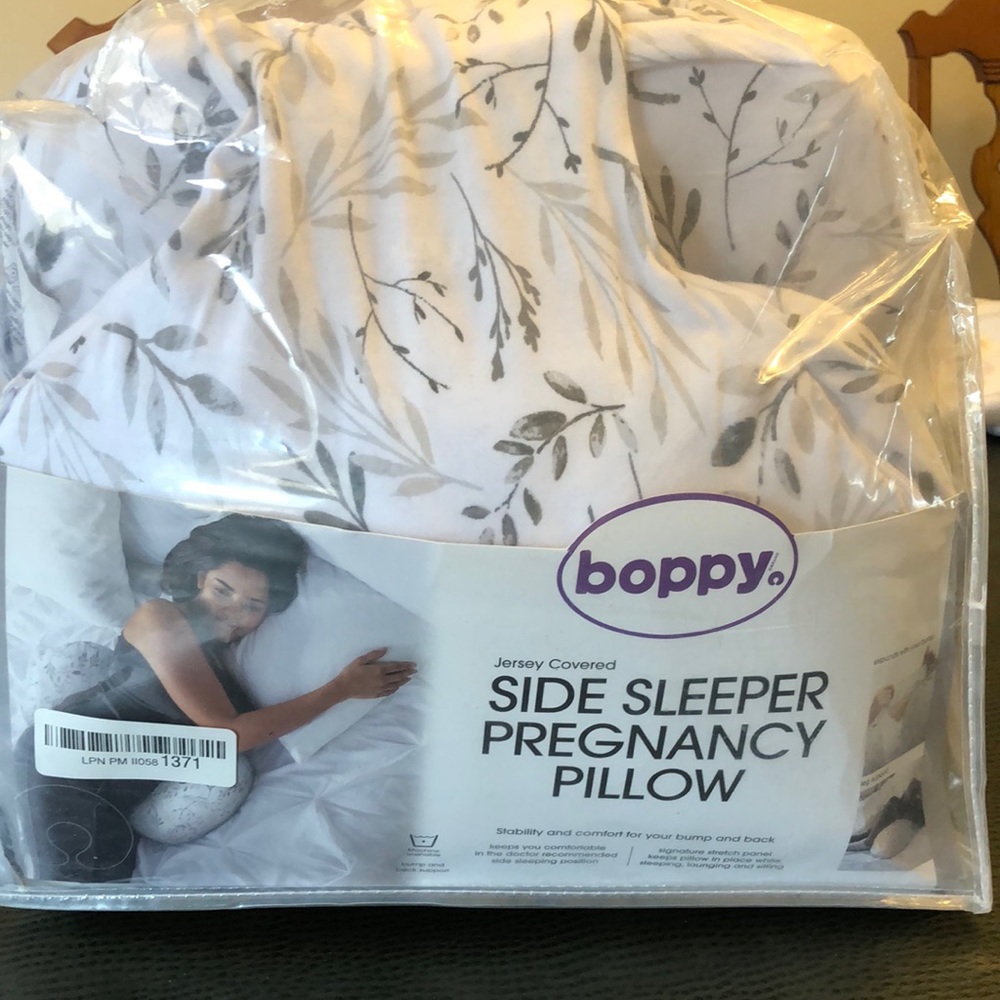 Boppy pregnancy pillow